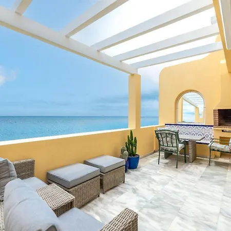 Estepona Beach Apartment Эстепона