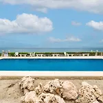 Estepona Beach Apartment Apartment