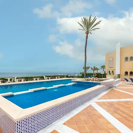Estepona Beach Apartment Apartment