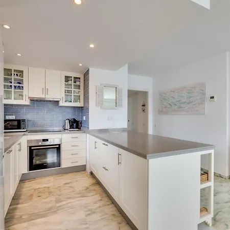Estepona Beach Apartment * Estepona