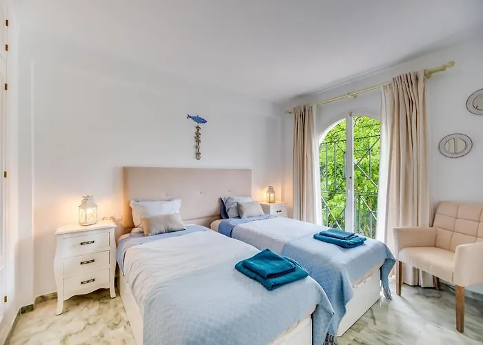 شقة Estepona Beach Apartment