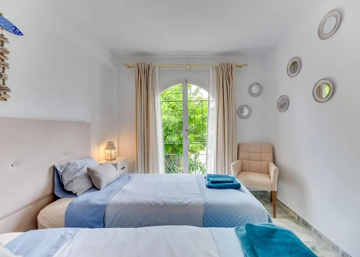 شقة Estepona Beach Apartment