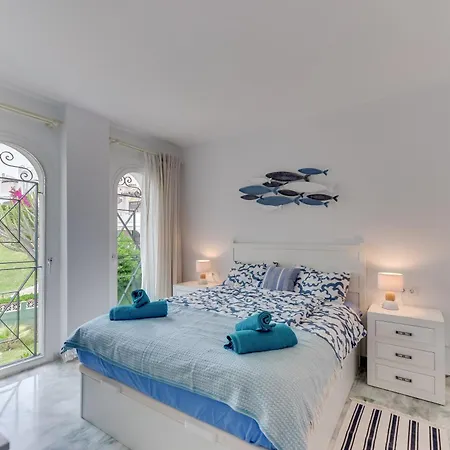 Estepona Beach Apartment 公寓
