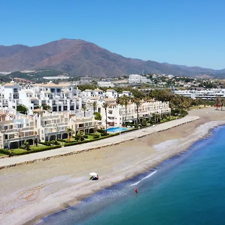 Estepona Beach Apartment 公寓 *