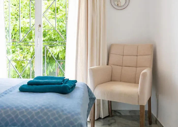 Estepona Beach Apartment Апартаменти